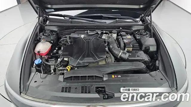 Hyundai Grandeur 2023 — Photo 6/20