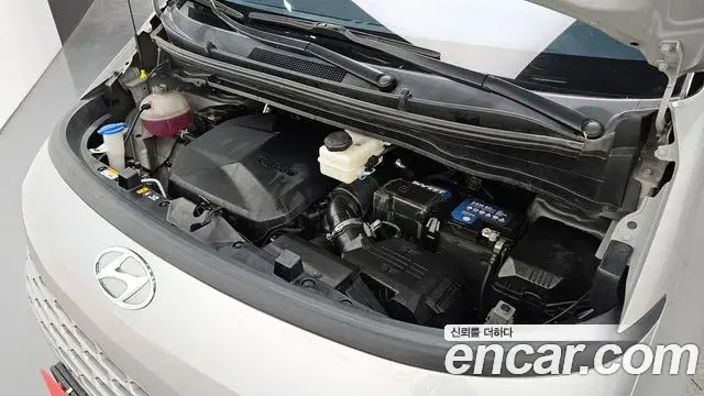 Hyundai Staria 2021 — Şəkil 14/20