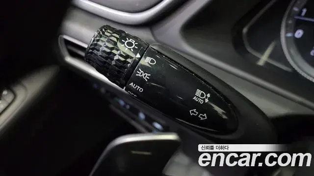 Hyundai Sonata Hybrid 2022 — Photo 7/20