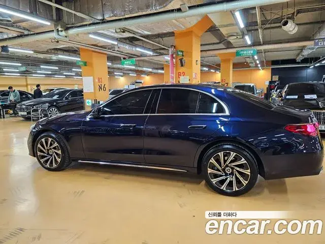 Mercedes-Benz E-Class 2024 — Şəkil 3/20
