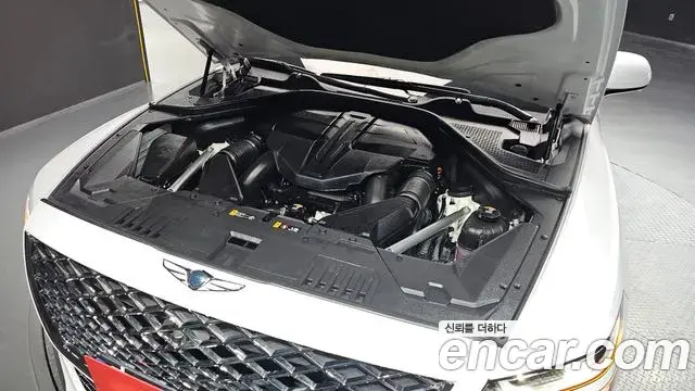 Genesis GV80 2023 — Photo 6/20