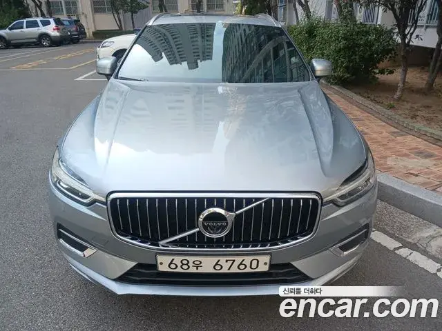 Volvo XC60 2019 — Фото 2/17