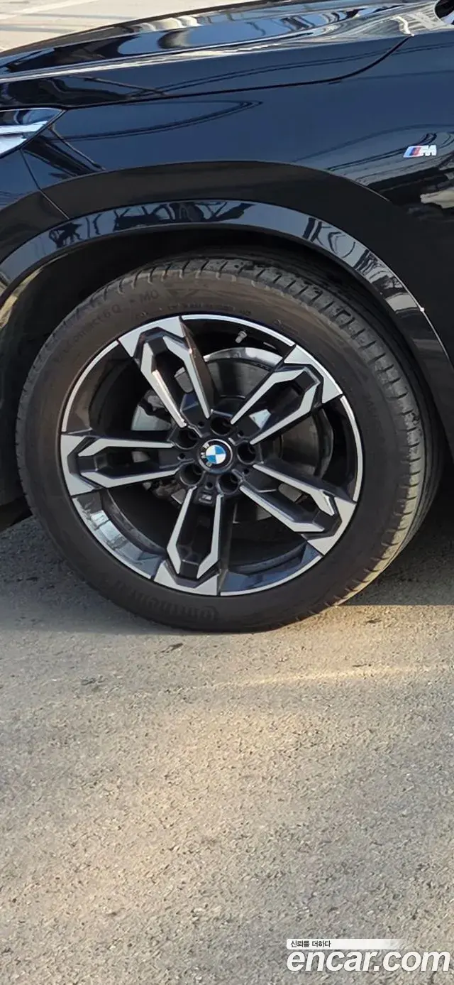 BMW X1 2023 — ფოტო 1/14