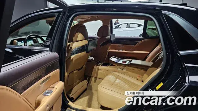 Genesis G90 2022 — Şəkil 16/20