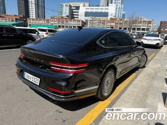 Genesis G80 2024 — Photo 18/20