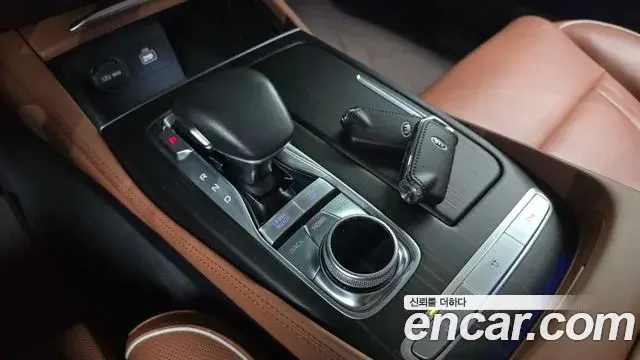 Kia The K9 2018 — ფოტო 8/32