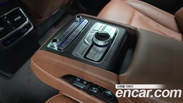 Kia The K9 2018 — ფოტო 9/32