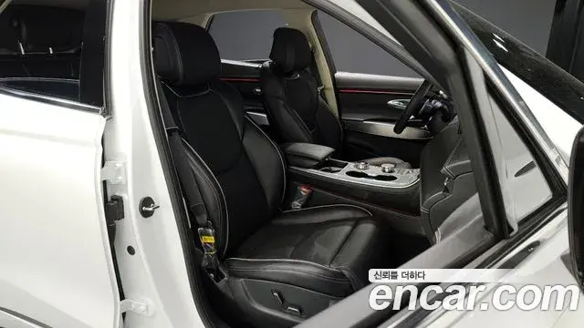 Genesis GV70 2024 — ფოტო 12/20