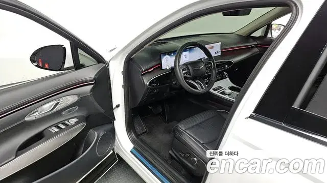 Genesis GV70 2024 — ფოტო 18/20
