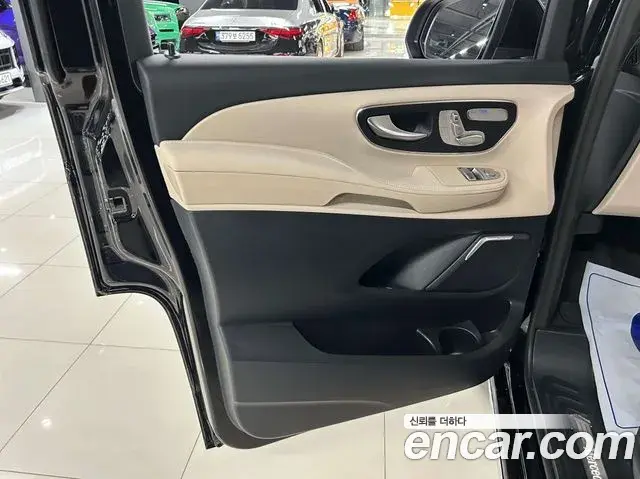 Mercedes-Benz V-Class 2025 — Şəkil 8/20