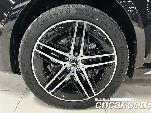 Mercedes-Benz V-Class 2025 — Şəkil 7/20