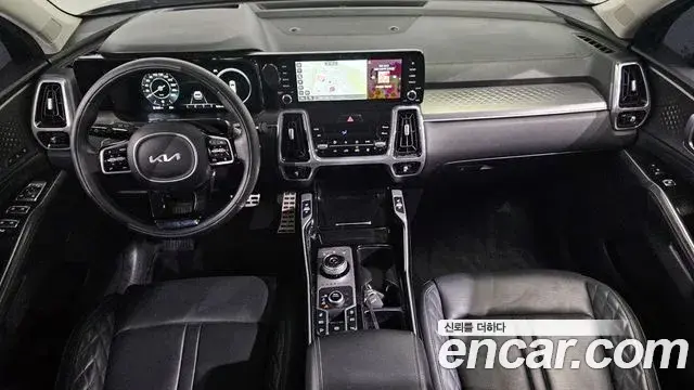 Kia Sorento 2022 — Photo 14/20