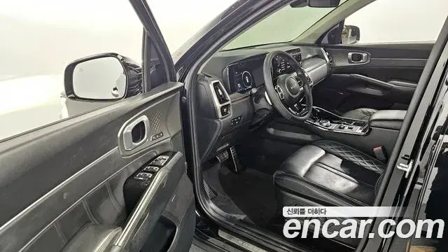 Kia Sorento 2022 — Photo 13/20