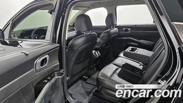 Kia Sorento 2022 — Photo 1/20