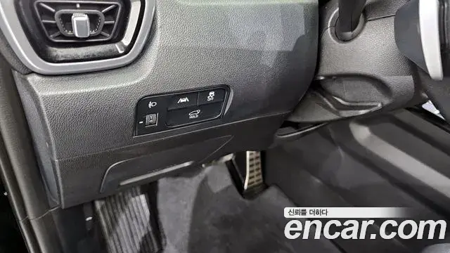Kia Sorento 2022 — Photo 8/20