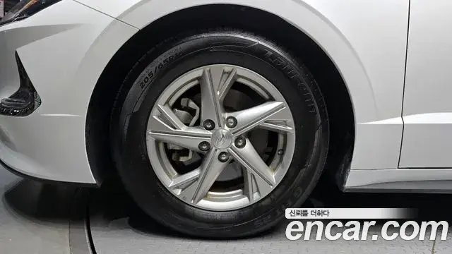 Hyundai Sonata Hybrid 2021 — ფოტო 4/20