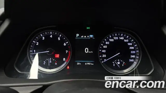 Hyundai Sonata Hybrid 2021 — ფოტო 16/20