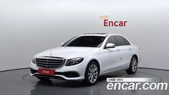 Mercedes-Benz E-Class 2018 — ფოტო 2/20
