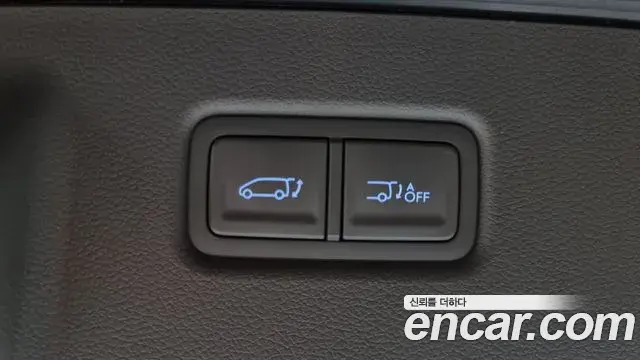 Hyundai Staria 2023 — Photo 20/20
