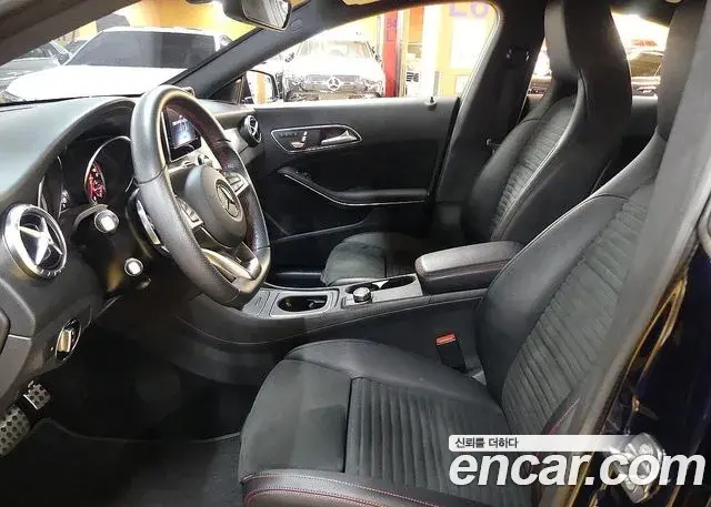 Mercedes-Benz CLA-Class 2018 — Photo 6/20