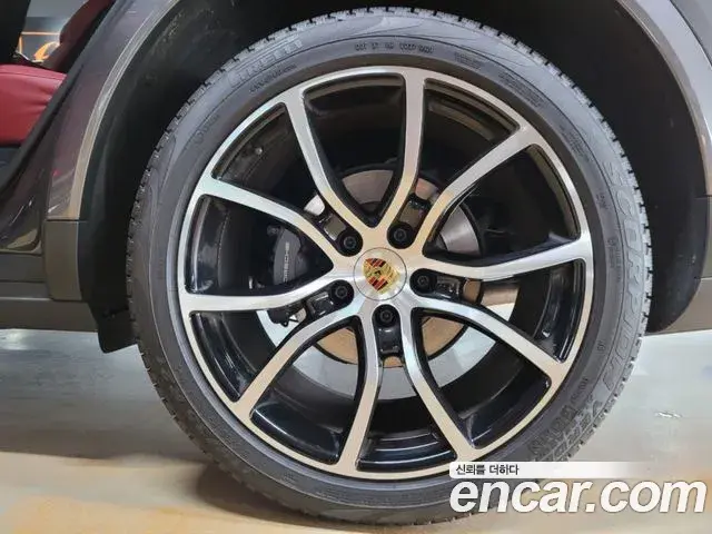 Porsche Cayenne 2020 — Şəkil 12/20
