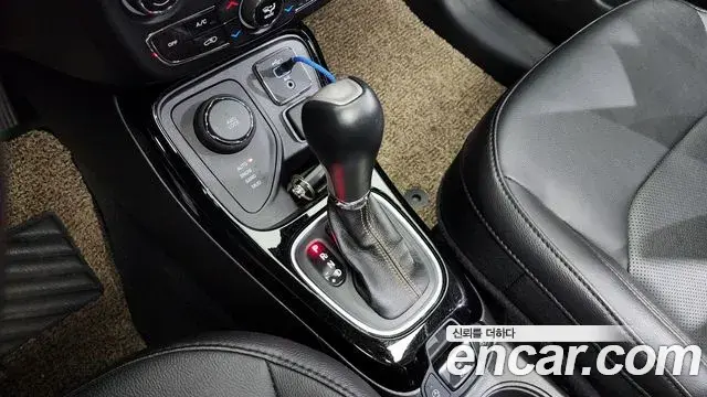 Jeep Compass 2020 — Фото 9/20