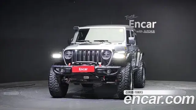 Jeep Wrangler 2019 — Фото 3/20