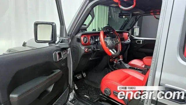 Jeep Wrangler 2019 — Фото 11/20