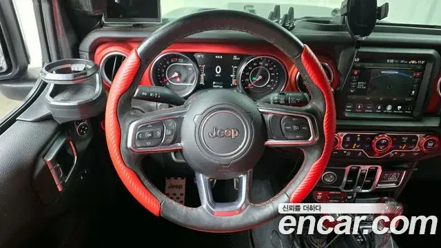 Jeep Wrangler 2019 — Фото 13/20