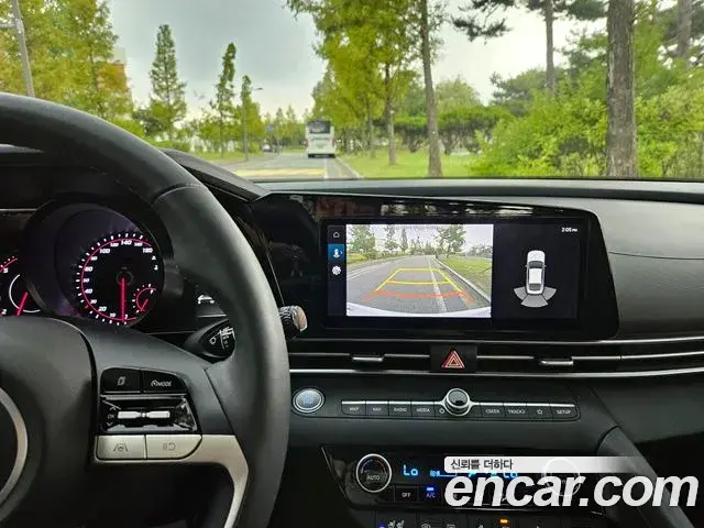 Hyundai The New Avante Hybrid 2021 — Photo 19/19