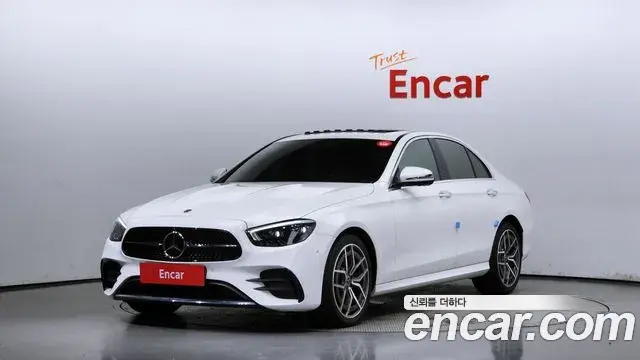 Mercedes-Benz E-Class 2020 — Фото 1/20