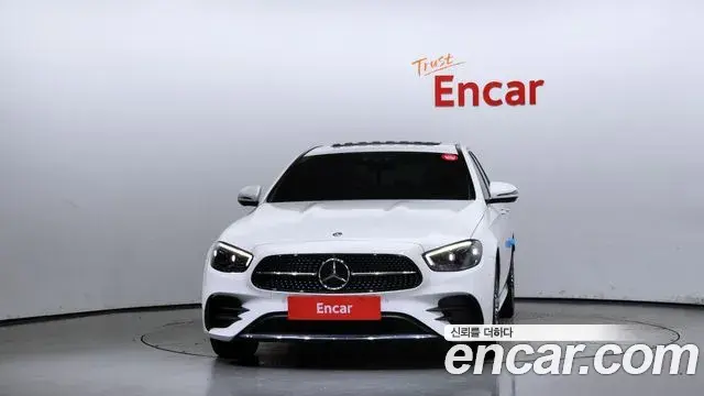 Mercedes-Benz E-Class 2020 — Фото 3/20