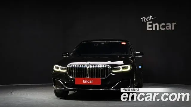 BMW 7 Series 2019 — ფოტო 7/20