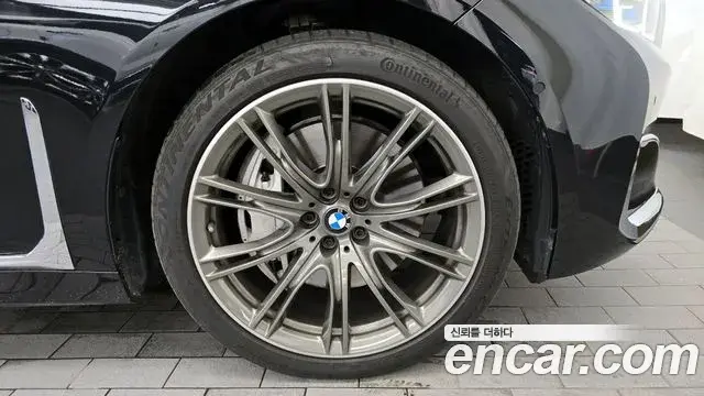 BMW 7 Series 2019 — ფოტო 5/20