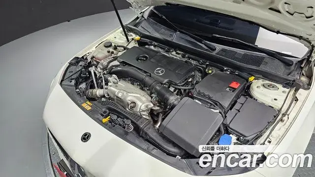 Mercedes-Benz A-Class 2021 — Фото 6/20