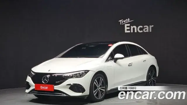 Mercedes-Benz EQE 2023 — Photo 5/20