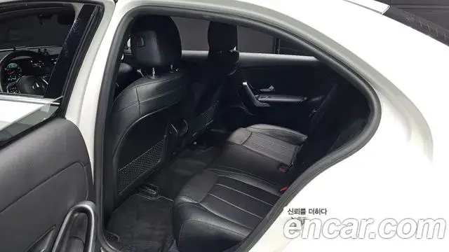 Mercedes-Benz A-Class 2021 — Şəkil 14/20