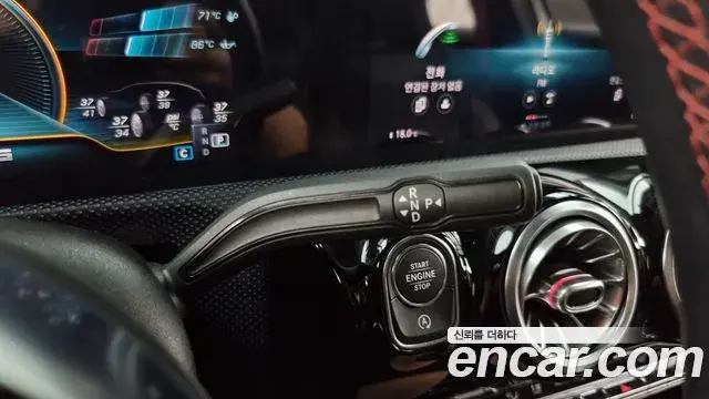 Mercedes-Benz A-Class 2020 — ფოტო 15/20