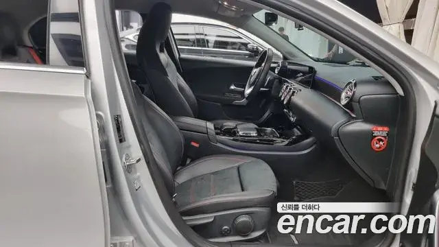 Mercedes-Benz A-Class 2020 — ფოტო 5/20