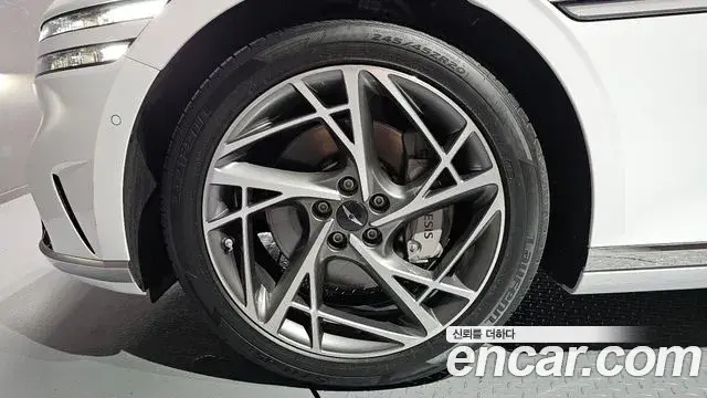 Genesis G90 2022 — Şəkil 11/20
