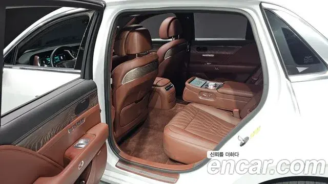 Genesis G90 2022 — Şəkil 2/20
