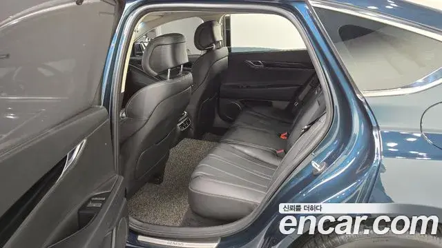 Genesis G80 2021 — Şəkil 17/20