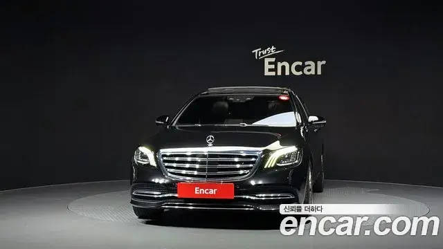 Mercedes-Benz S-Class 2019 — ფოტო 15/20