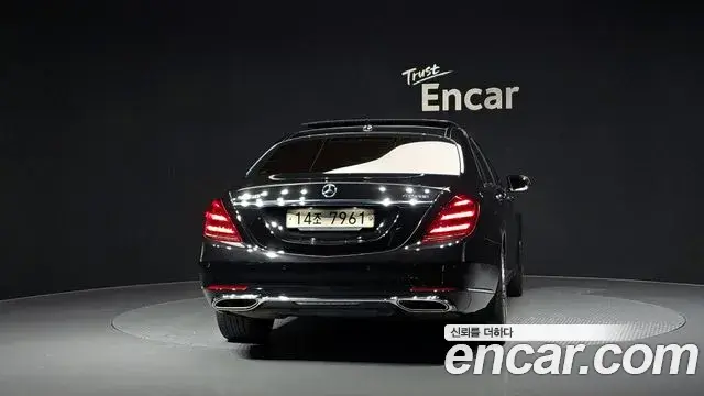 Mercedes-Benz S-Class 2019 — ფოტო 17/20