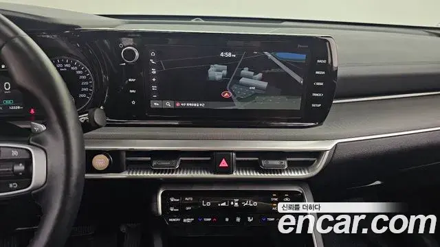 Kia K5 2023 — Şəkil 14/20