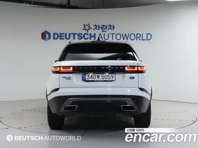Land Rover Range Rover Velar 2020 — Photo 19/20