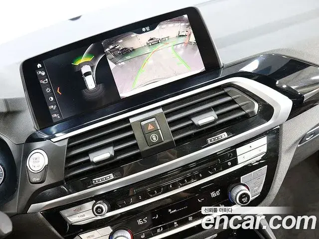 BMW X3 2019 — Photo 2/20
