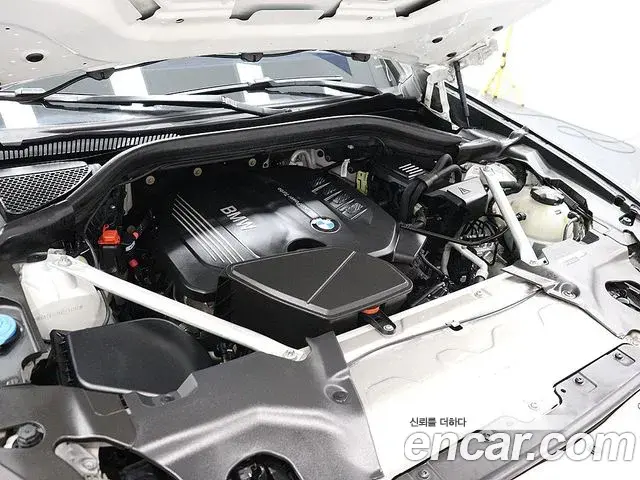 BMW X3 2019 — Photo 9/20