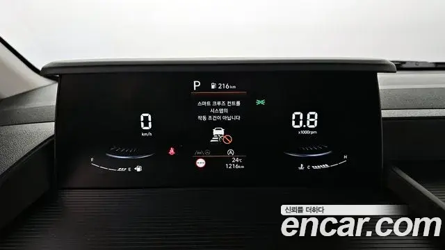 Hyundai Staria 2025 — Фото 8/20