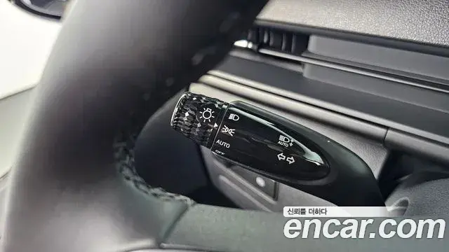 Hyundai Staria 2025 — Фото 14/20